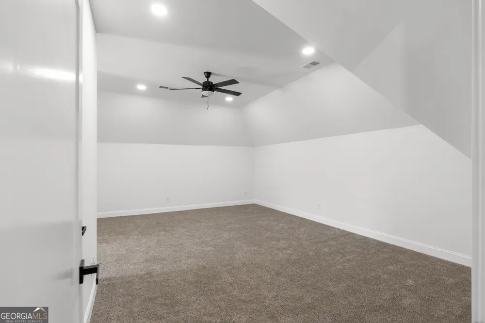 381 Vicki LN Stockbridge, GA 30281
