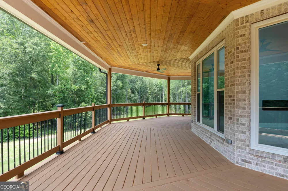 381 Vicki LN Stockbridge, GA 30281