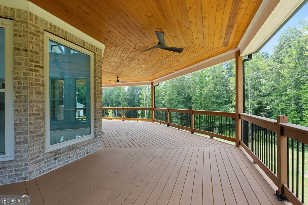 381 Vicki LN Stockbridge, GA 30281