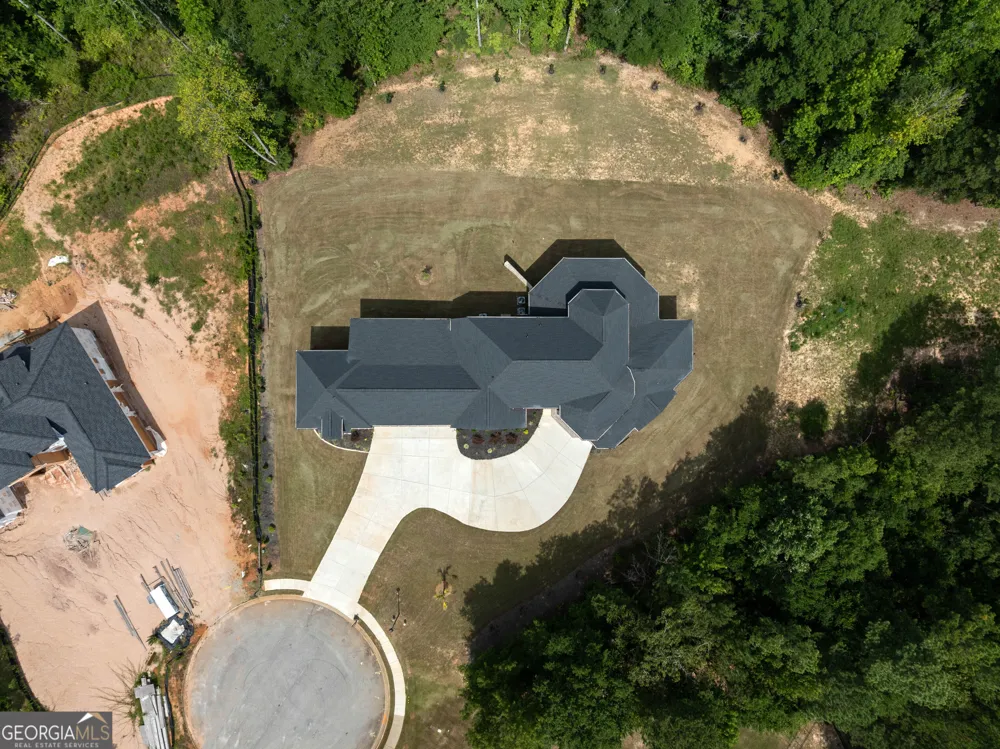 381 Vicki LN Stockbridge, GA 30281