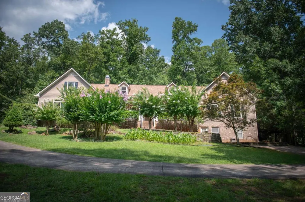 1261 Brittain Estates DR Watkinsville, GA 30677