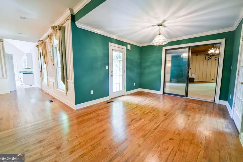 1261 Brittain Estates DR Watkinsville, GA 30677