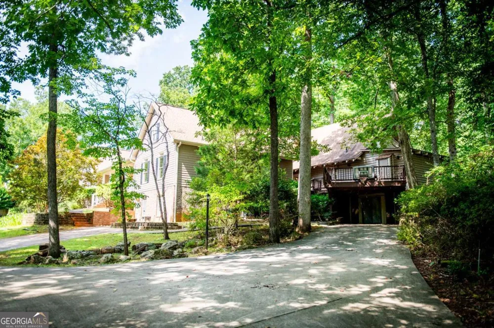1261 Brittain Estates DR Watkinsville, GA 30677