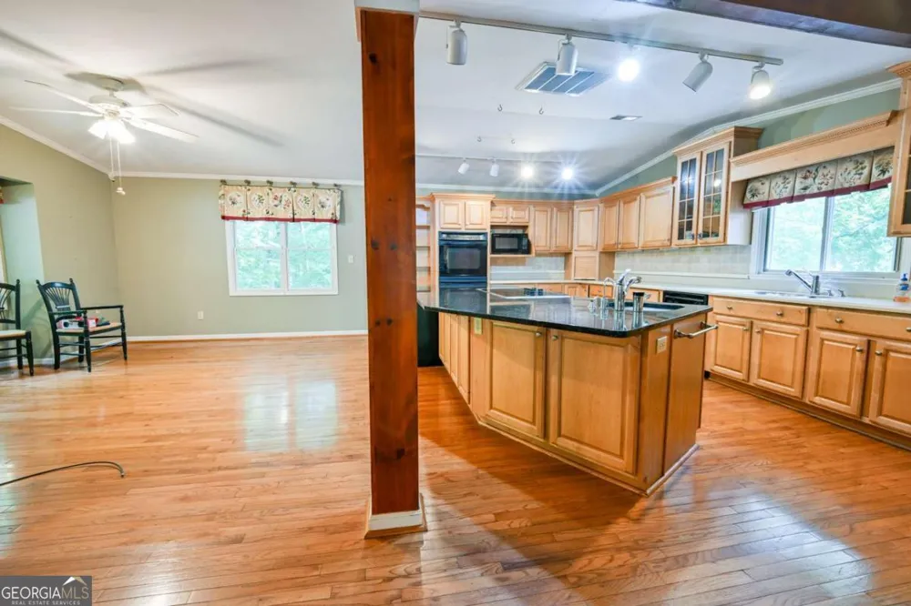 1261 Brittain Estates DR Watkinsville, GA 30677