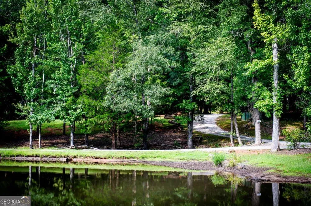 1261 Brittain Estates DR Watkinsville, GA 30677