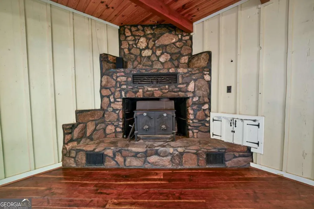 1261 Brittain Estates DR Watkinsville, GA 30677