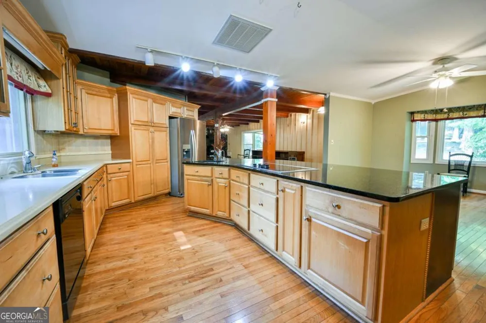 1261 Brittain Estates DR Watkinsville, GA 30677