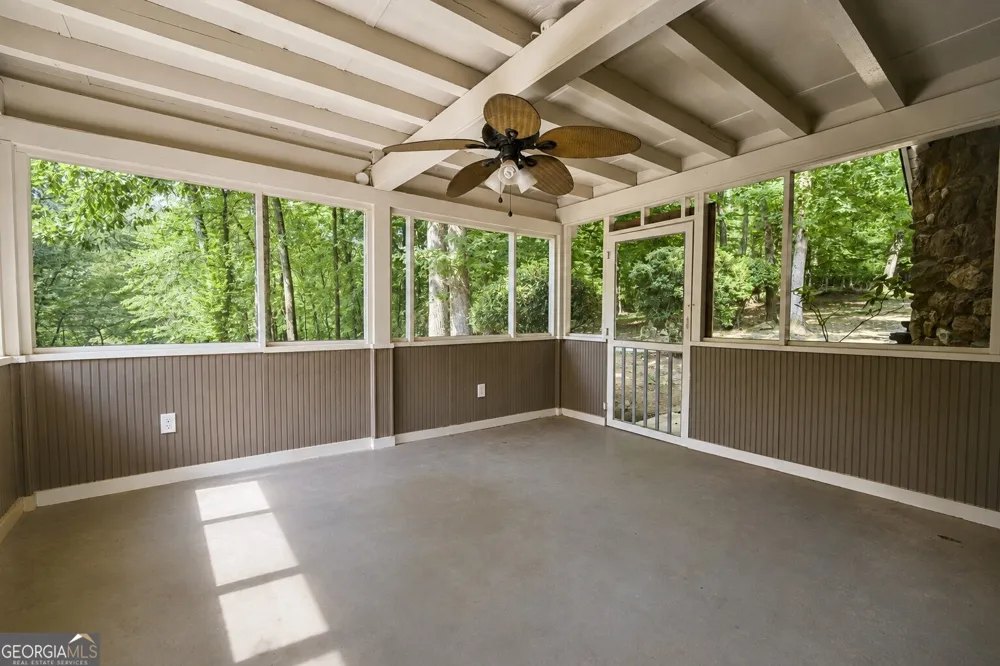 1261 Brittain Estates DR Watkinsville, GA 30677