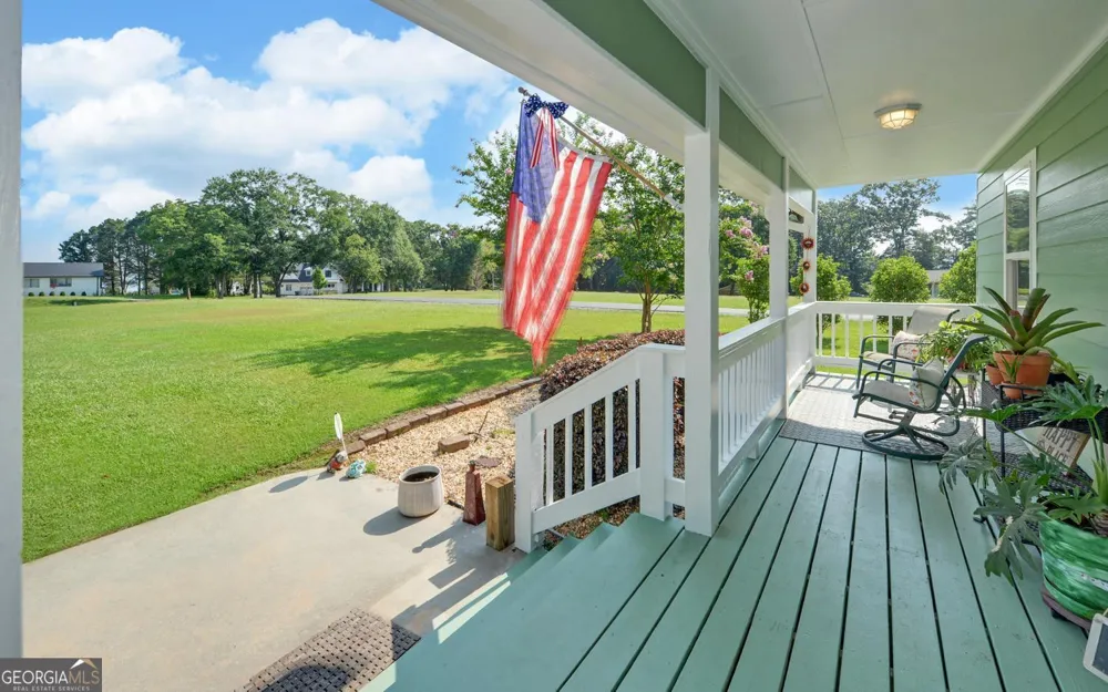 148 Brown CIR Hartwell, GA 30643