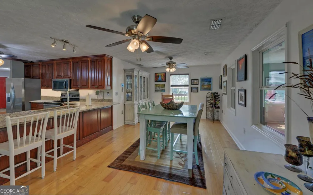 148 Brown CIR Hartwell, GA 30643