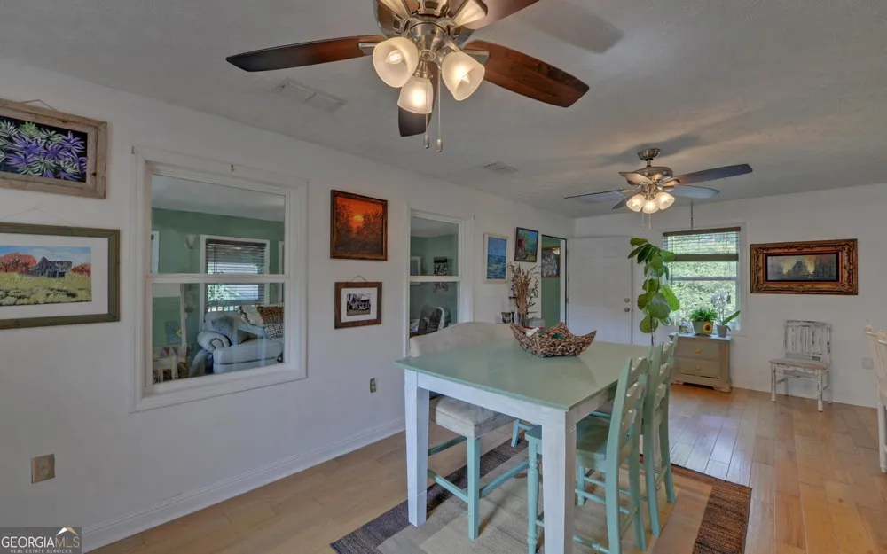 148 Brown CIR Hartwell, GA 30643
