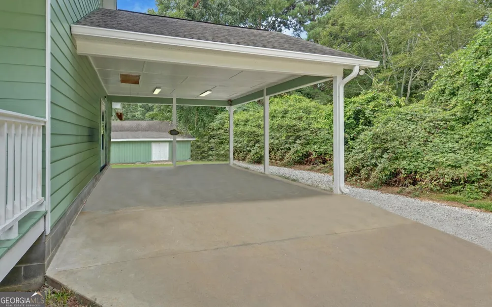 148 Brown CIR Hartwell, GA 30643