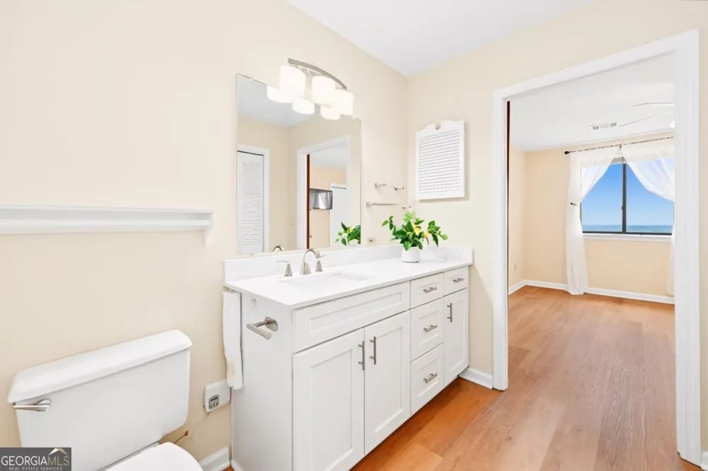 300 Johnson Ferry RD NE Sandy Springs, GA 30328