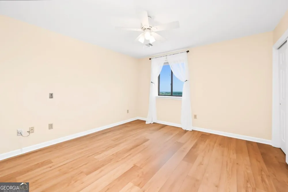 300 Johnson Ferry RD NE Sandy Springs, GA 30328