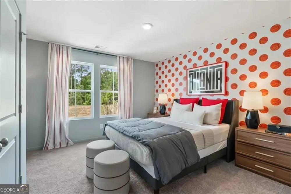 8027 Dickens DR Fairburn, GA 30213