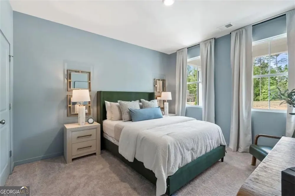 8027 Dickens DR Fairburn, GA 30213