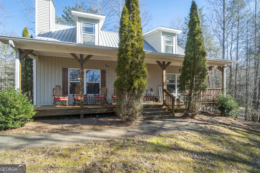 576 Stanley Nix RD Cleveland, GA 30528