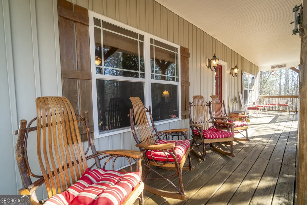 576 Stanley Nix RD Cleveland, GA 30528