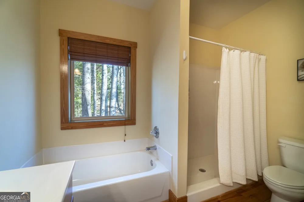 576 Stanley Nix RD Cleveland, GA 30528