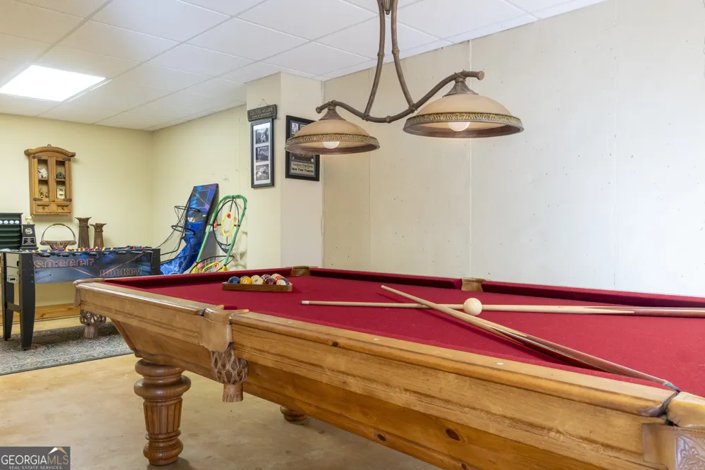 576 Stanley Nix RD Cleveland, GA 30528