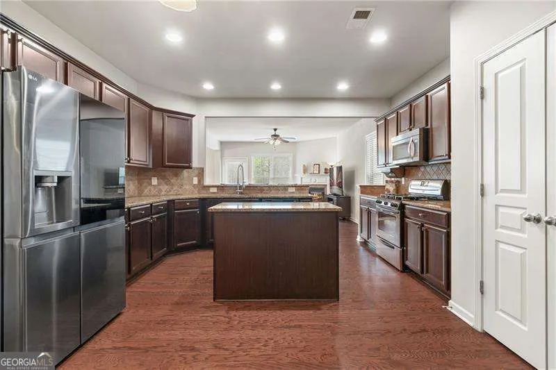 4615 Cold Spring CT Cumming, GA 30041