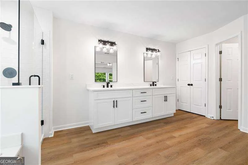 235 Gaines Oak Way Suwanee, GA 30024