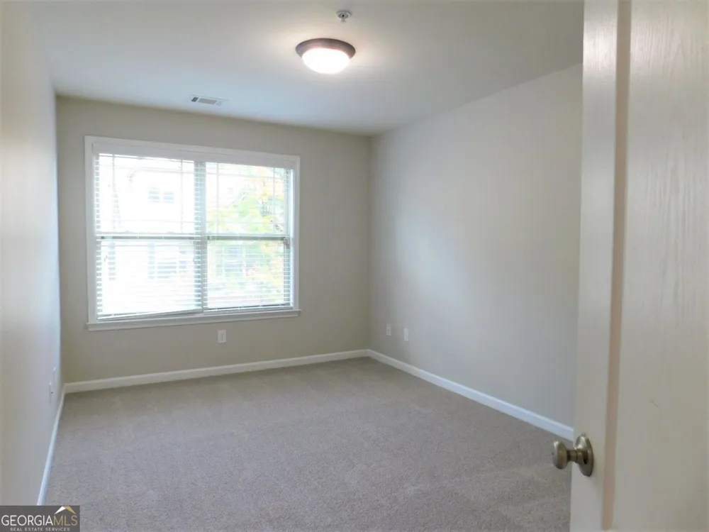 524 Ridge View XING Woodstock, GA 30188
