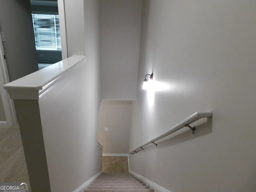 524 Ridge View XING Woodstock, GA 30188