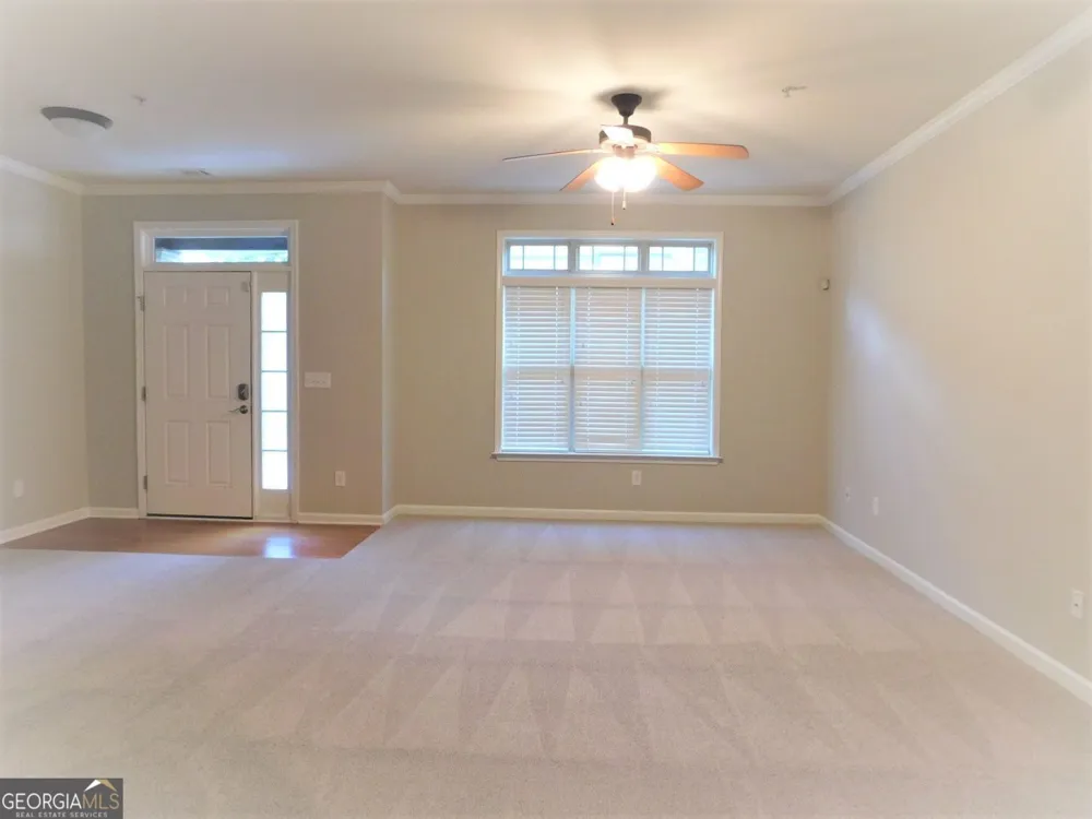 524 Ridge View XING Woodstock, GA 30188