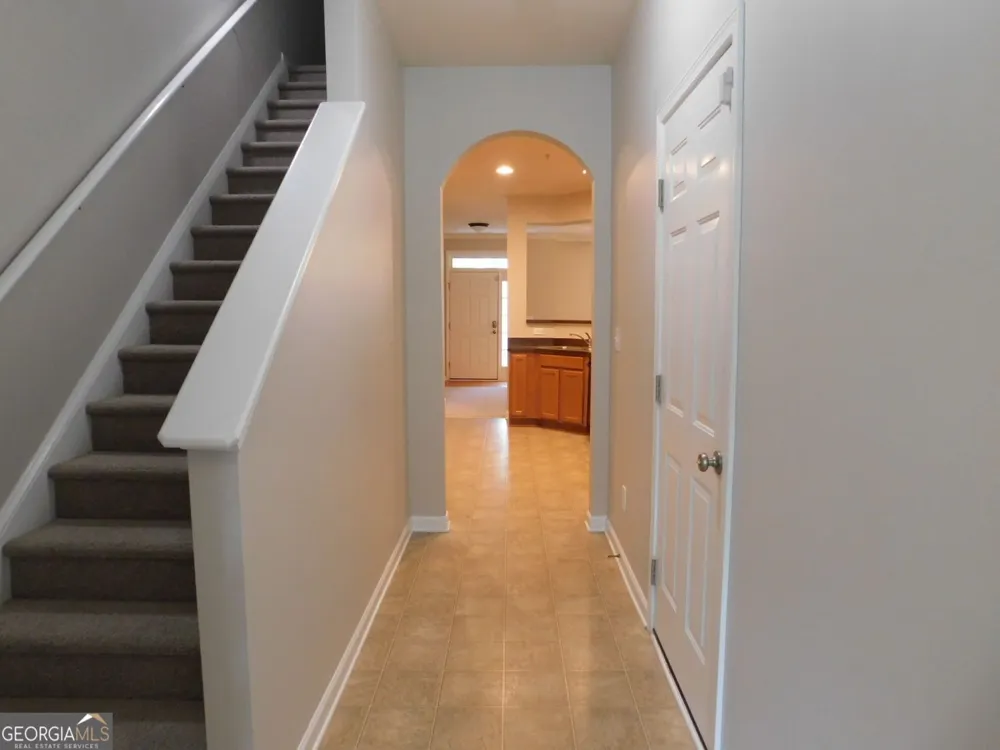 524 Ridge View XING Woodstock, GA 30188