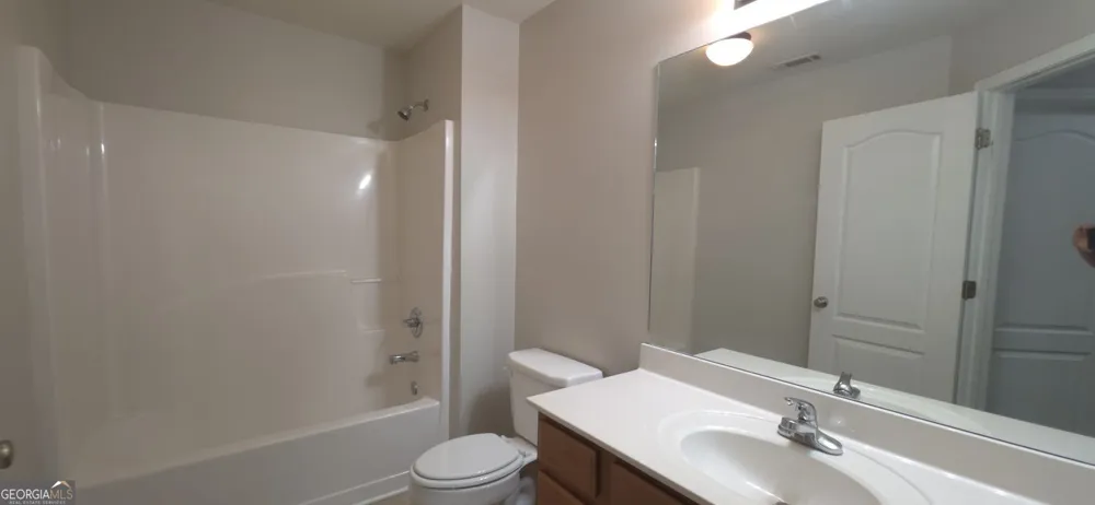 524 Ridge View XING Woodstock, GA 30188