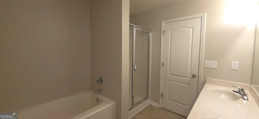 524 Ridge View XING Woodstock, GA 30188