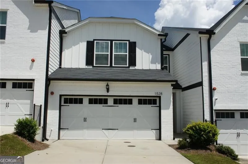 1528 Purple Cone Flower AVE Mableton, GA 30126