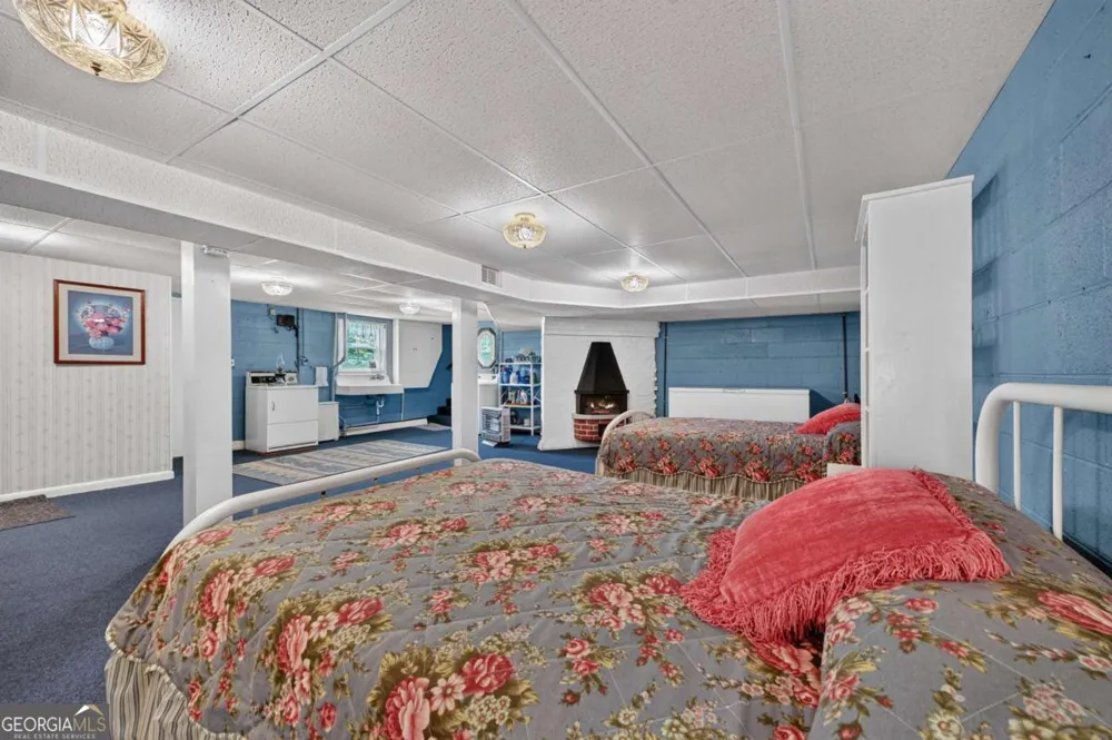 210 Lavista DR Blue Ridge, GA 30513