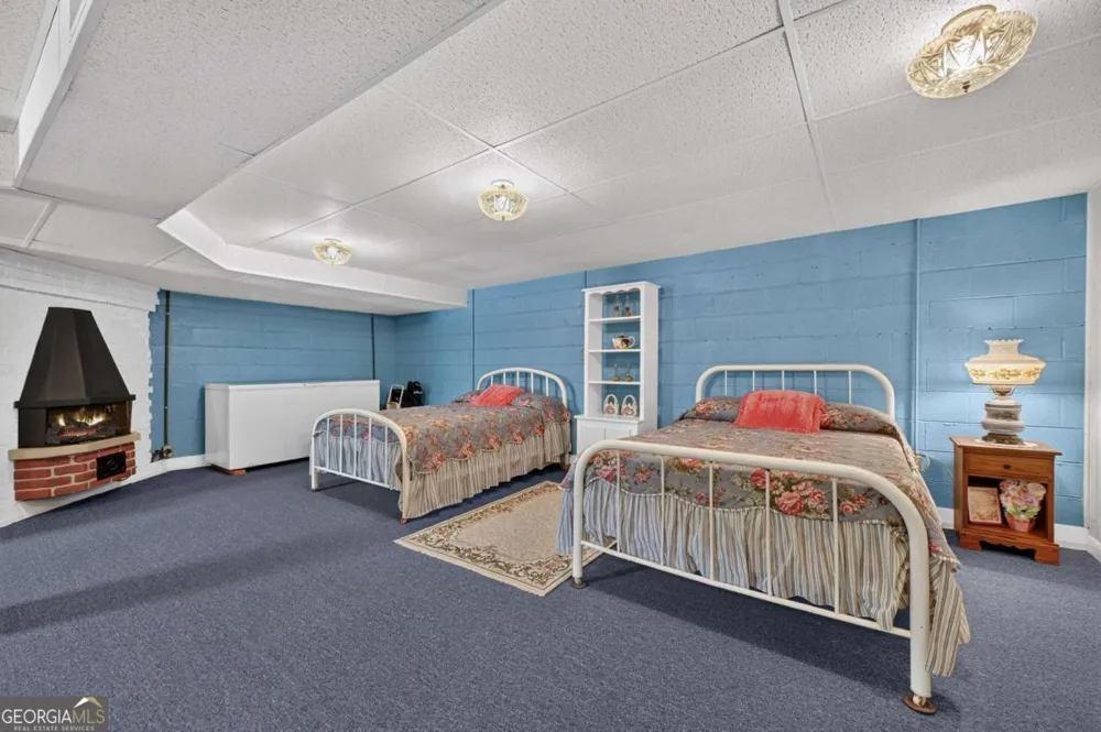 210 Lavista DR Blue Ridge, GA 30513