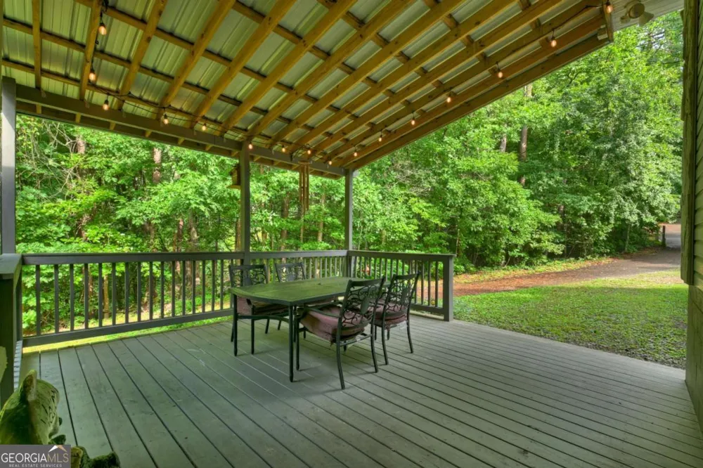 387 Ruby LN Mineral Bluff, GA 30559