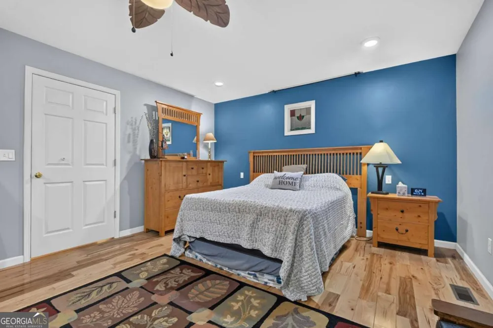 387 Ruby LN Mineral Bluff, GA 30559
