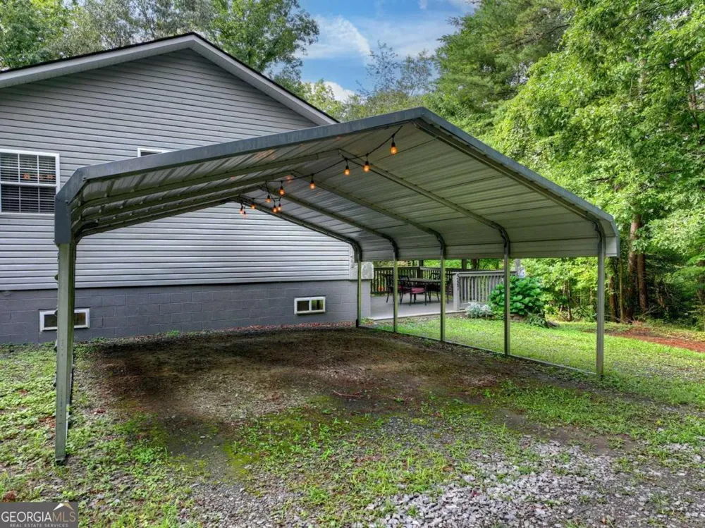 387 Ruby LN Mineral Bluff, GA 30559