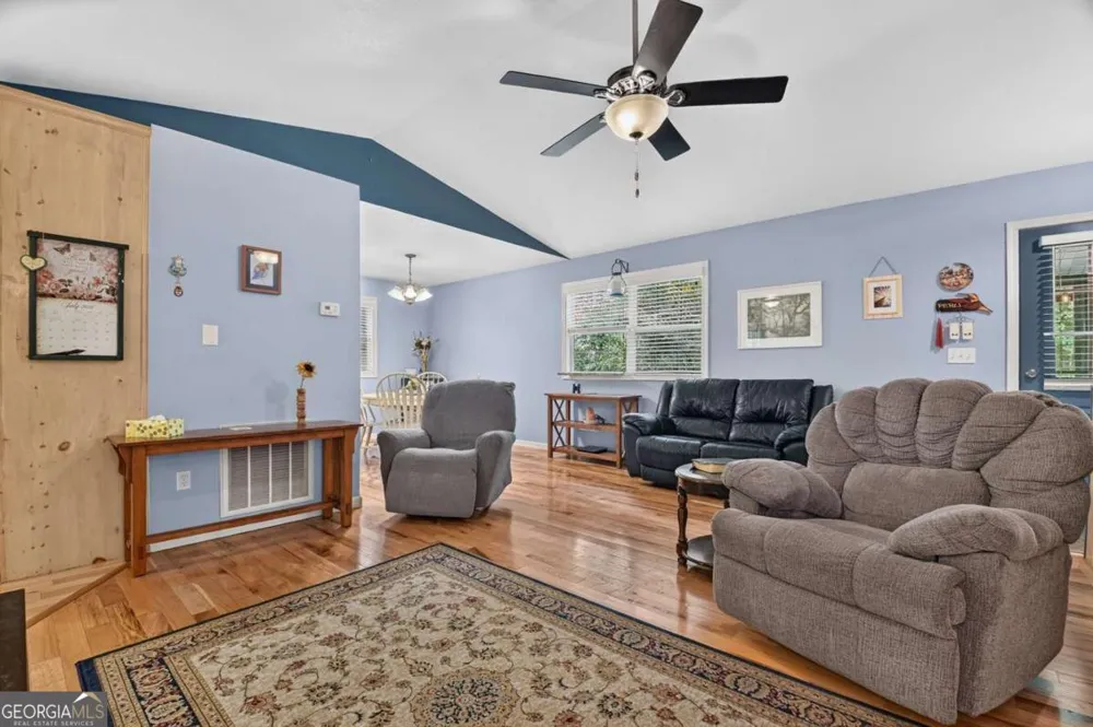 387 Ruby LN Mineral Bluff, GA 30559