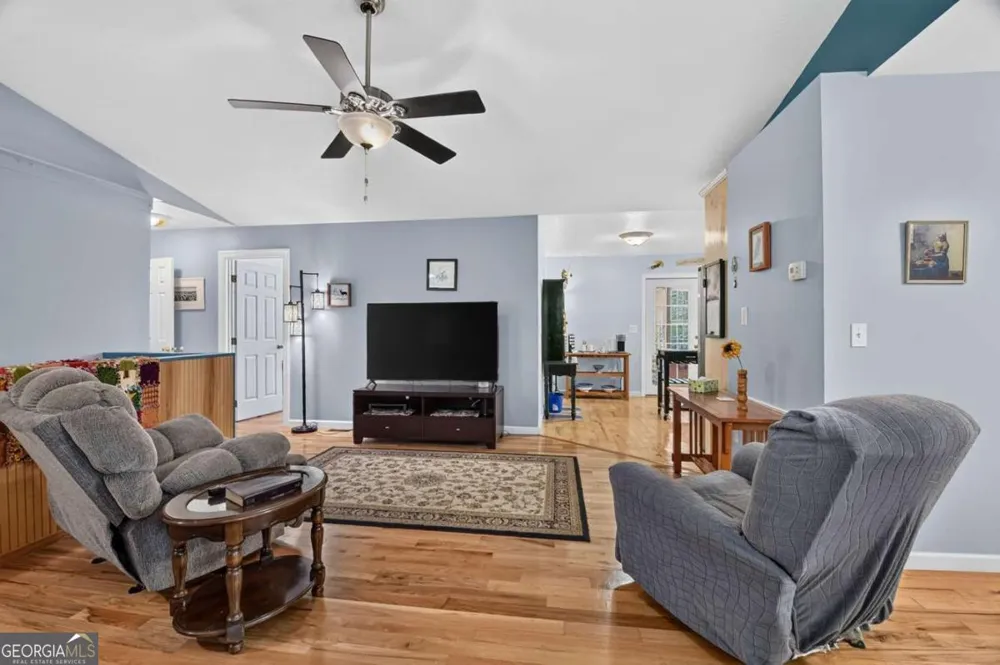 387 Ruby LN Mineral Bluff, GA 30559