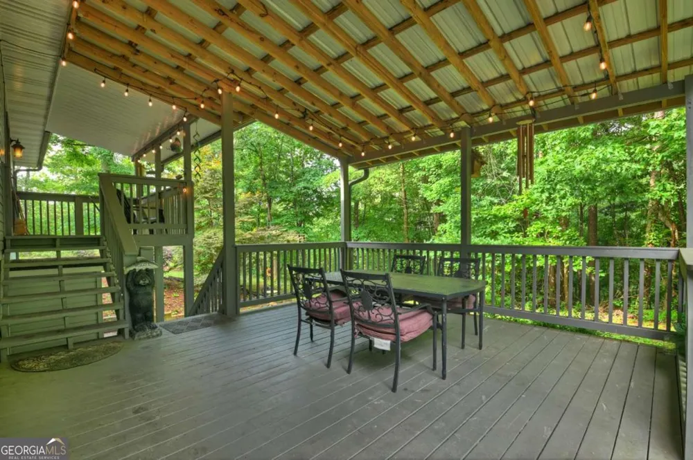 387 Ruby LN Mineral Bluff, GA 30559