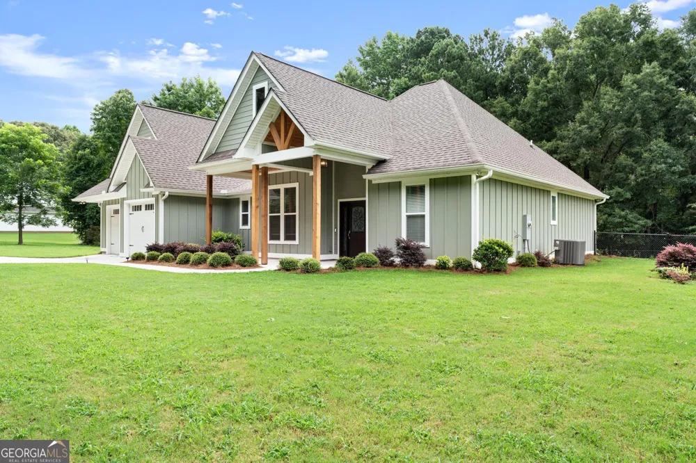1355 Rose Hill RD Meansville, GA 30256
