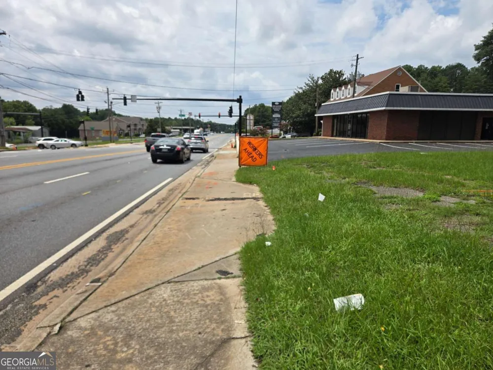 351 W Pike ST Lawrenceville, GA 30046