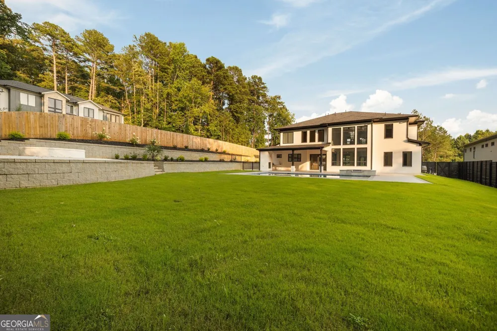 816 Riverside RD Sugar Hill, GA 30518