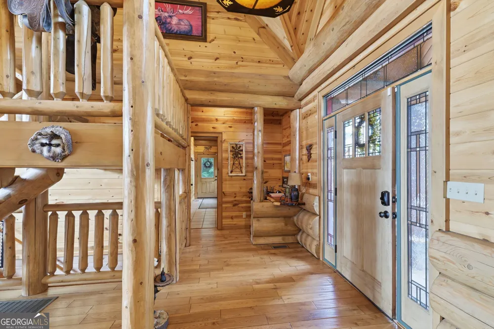 495 Overlook DR Blue Ridge, GA 30513