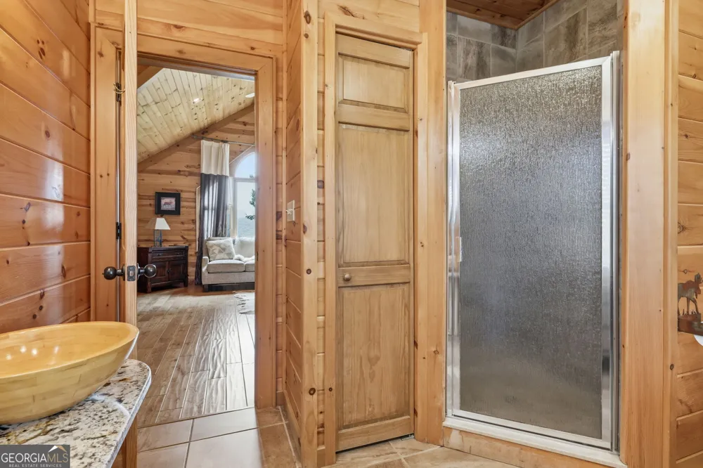 495 Overlook DR Blue Ridge, GA 30513