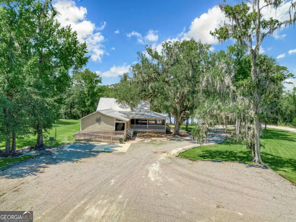 358 Shoreline DR Kingsland, GA 31548