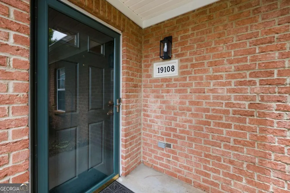 19108 Harvest Ridge LN Johns Creek, GA 30022