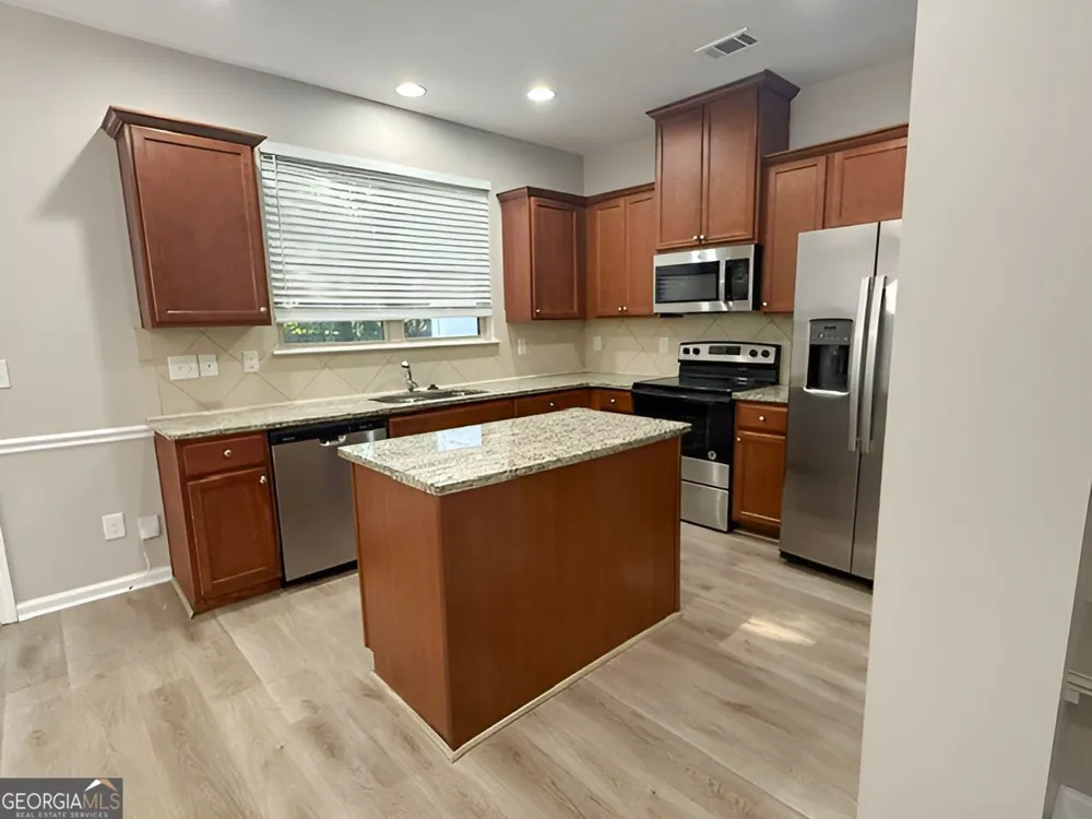 3902 Brockenhurst DR Buford, GA 30519