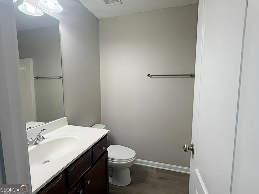 3902 Brockenhurst DR Buford, GA 30519